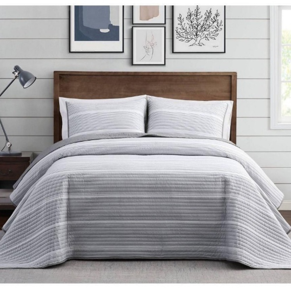 NWT Brooklyn Loom Full/Queen Stripe Quilt Set
